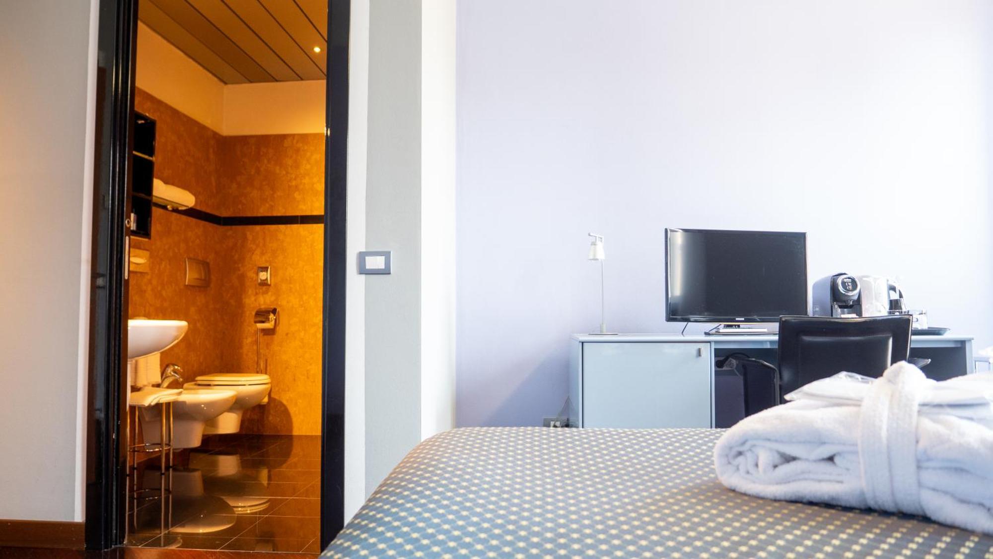 Hotel Villa Cansignorio ラツィーゼ エクステリア 写真