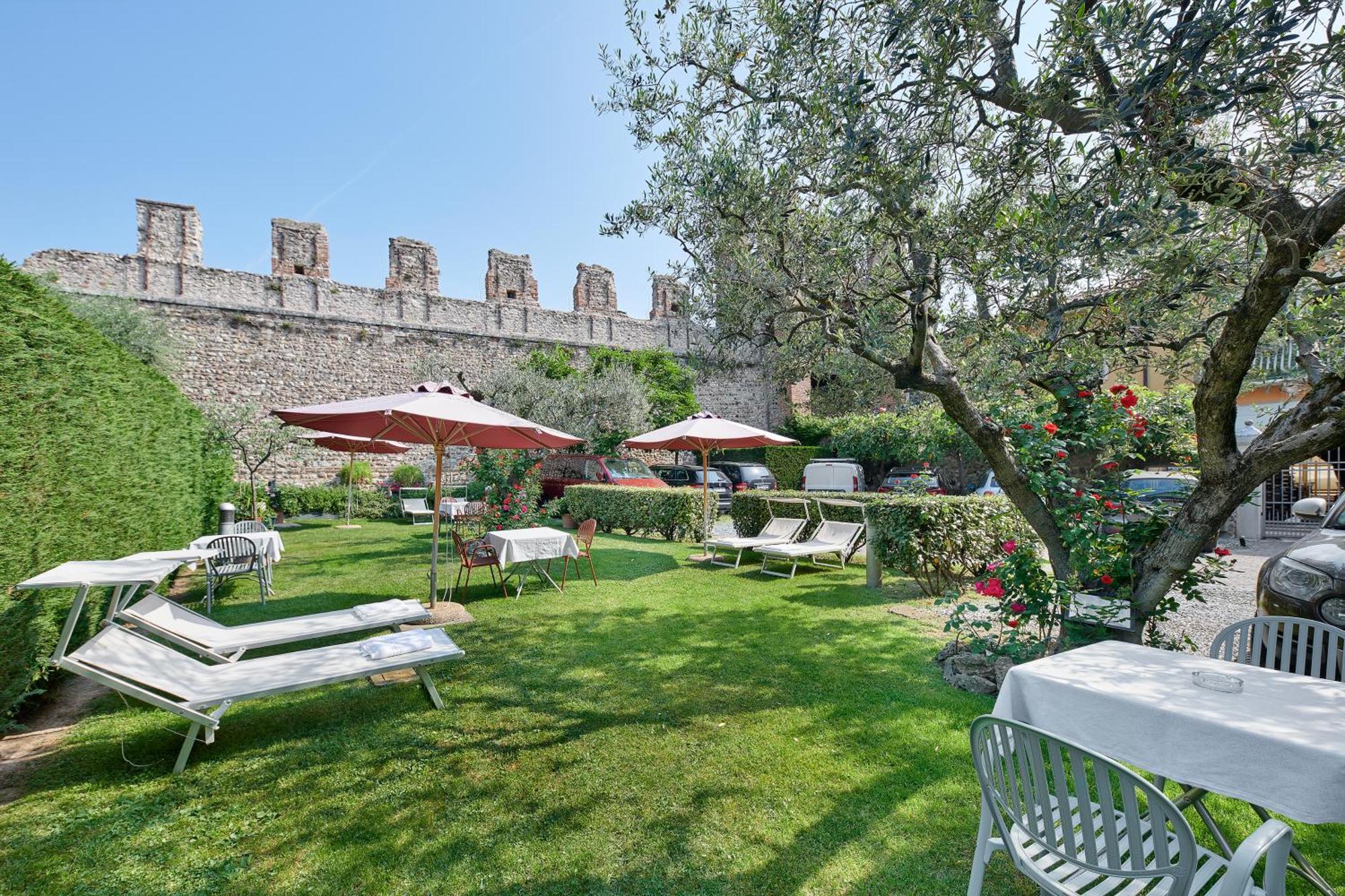 Hotel Villa Cansignorio ラツィーゼ エクステリア 写真